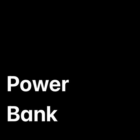 NIB Lipstick Shaped Charger - Picture 8 of 8